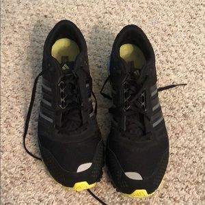 Like New Adidas men's Marathon TR 10 black/yellow